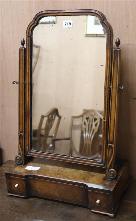 A George I style walnut toilet mirror W.40cm